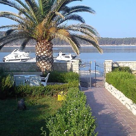 Apartments Nautica Barbat na Rabu Habitación foto